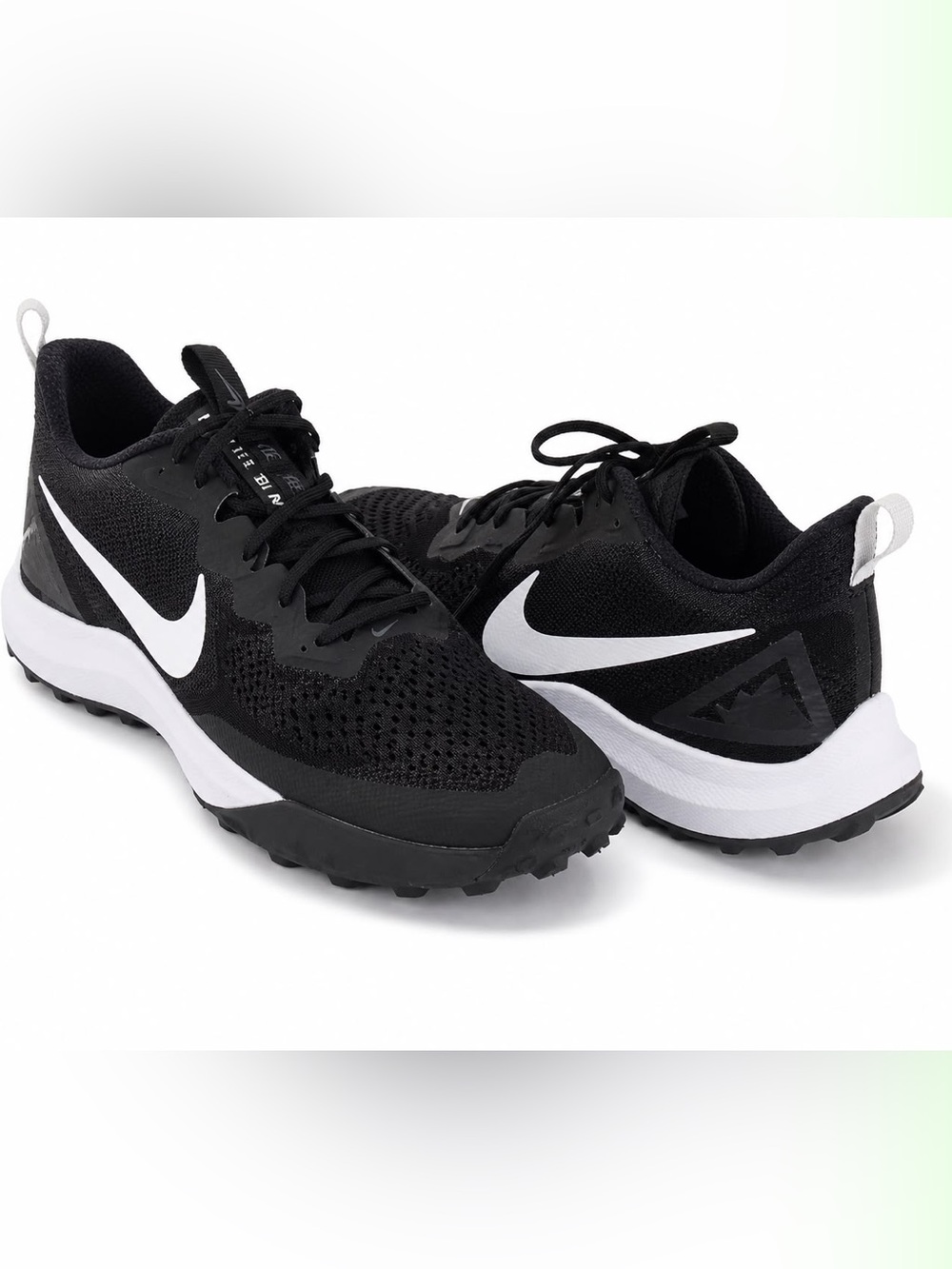 Nike Black & White Mesh Trail Running Sneakers